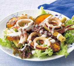 するめいかと夏野菜のサラダ