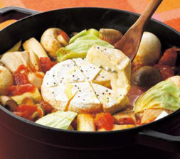 カマンベールのとろけるトマト鍋