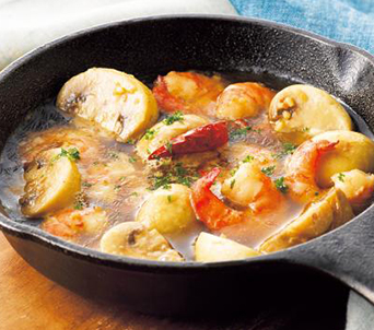 エビとキノコのアヒージョ