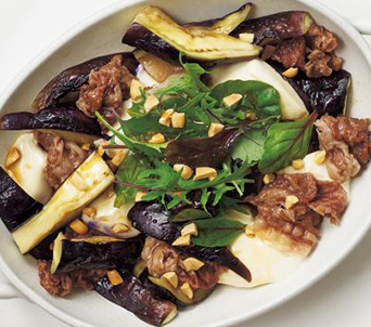 なすと牛肉のエスニックレンジ蒸し