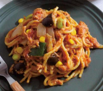 夏野菜とツナの豆腐トマトクリームパスタ