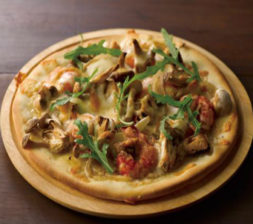 きのこのガーリックピッツァ