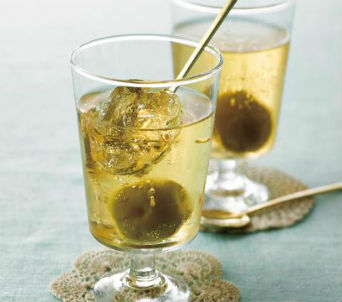 シュワシュワ梅ゼリー