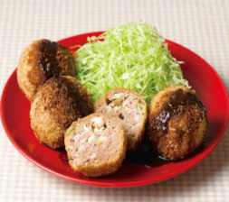 春キャベツのげんこつメンチ