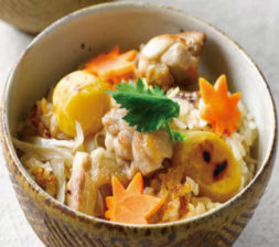 鶏と秋野菜の炊き込みご飯