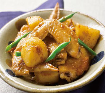 鶏手羽とじゃがいものごま照り煮