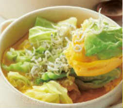 春キャベツとしらすのレンジオムレツ