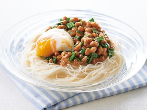 納豆のにら玉そうめん