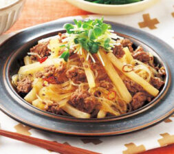 ひき肉入りシャキシャキきんぴら炒め