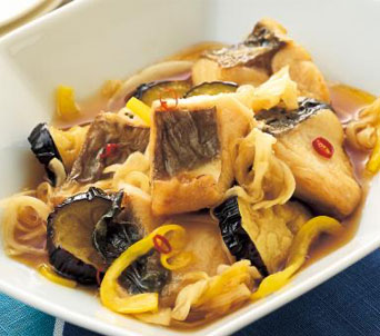 さわらとパプリカの南蛮漬け