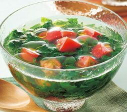 モロヘイヤとトマトの冷製スープ