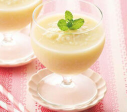 桃と甘酒のスムージー