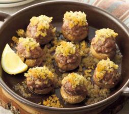 マッシュルームの肉詰めパン粉焼き