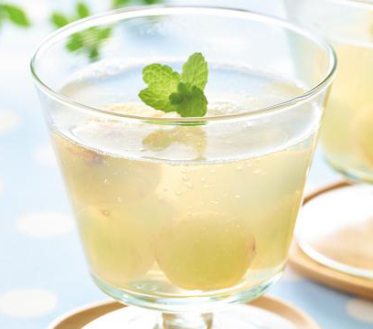 ぶどうのソーダゼリー