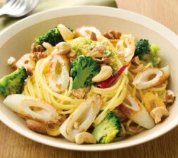 ちくわとミックスナッツのペペロンチーノ